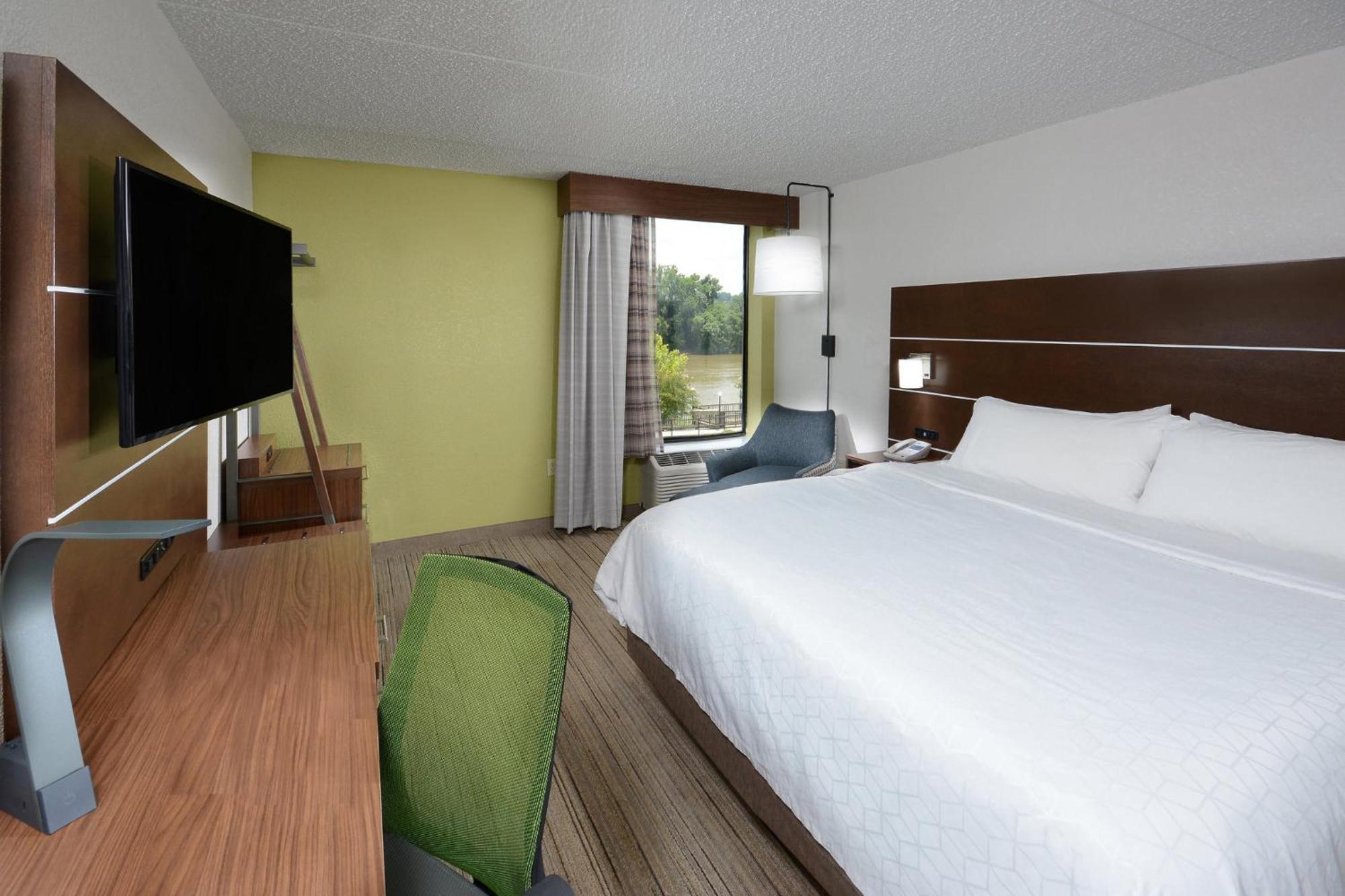 Holiday Inn Express Danville By Ihg Ngoại thất bức ảnh