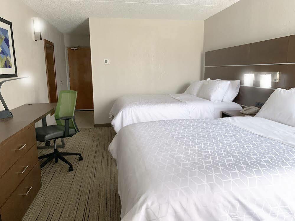 Holiday Inn Express Danville By Ihg Ngoại thất bức ảnh